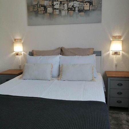 Alicia Apartment Camelas ภายนอก รูปภาพ