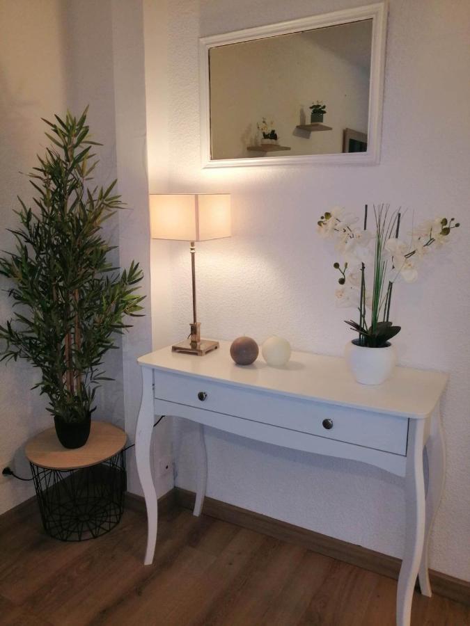 Alicia Apartment Camelas ภายนอก รูปภาพ